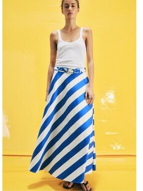 Zara Striped Midi Skirt With Belt features a distinctive A-line silhouette